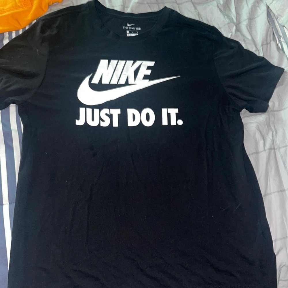 Men Nike t shirt